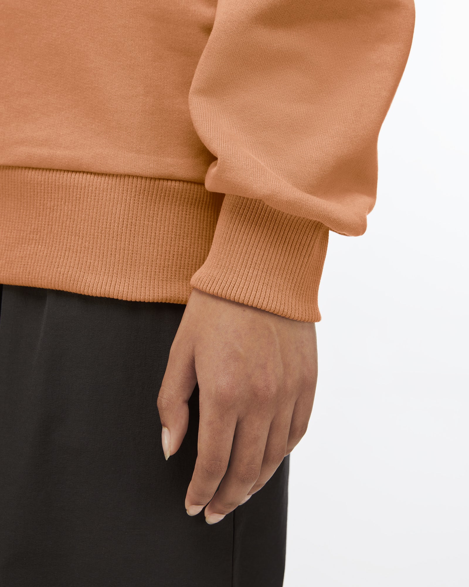 LAURA | Crewneck Sweatshirt - Image 16