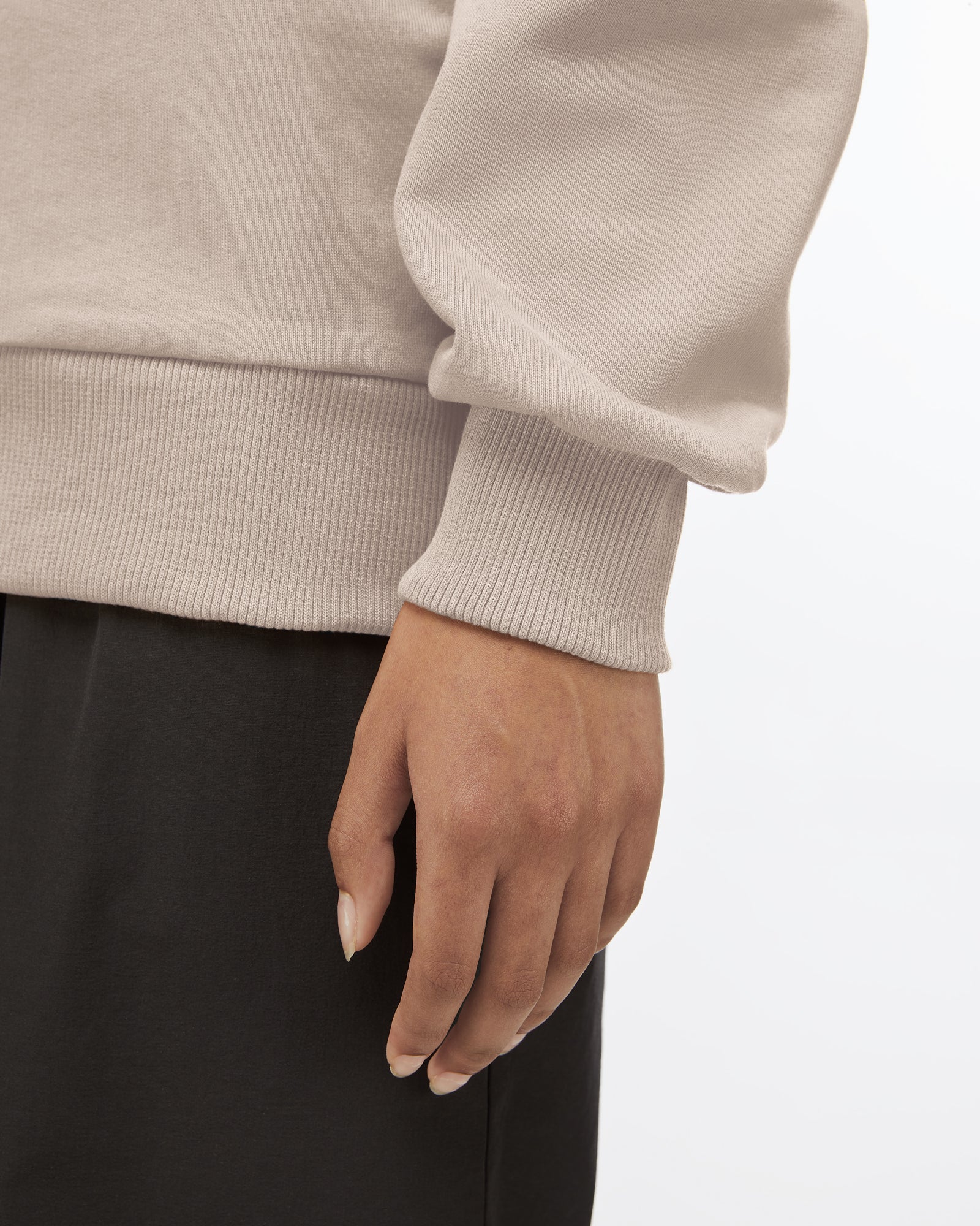 LAURA | Crewneck Sweatshirt - Image 7