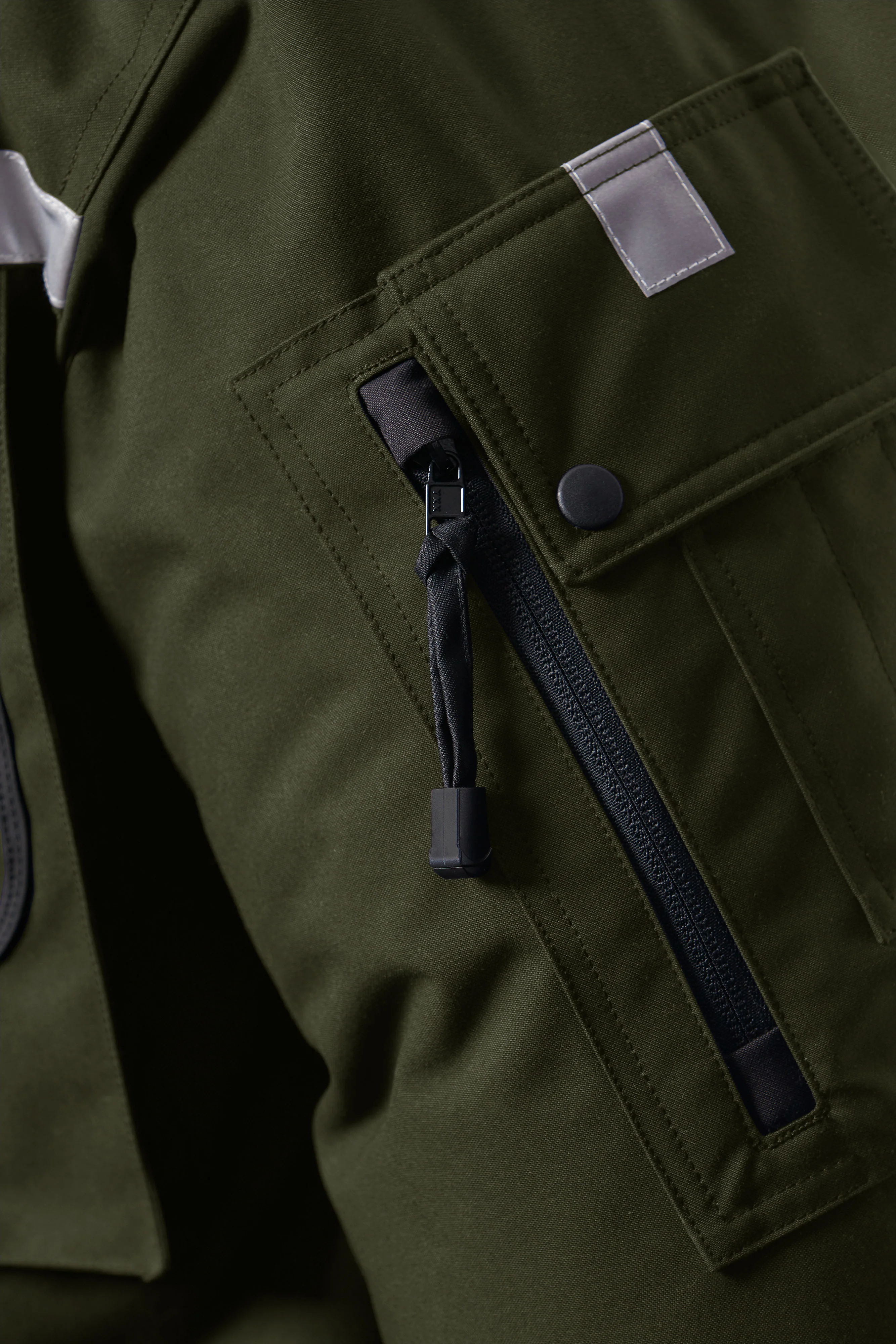 VOSTOK FUR | Hooded Down Expedition Jacket - Image 14