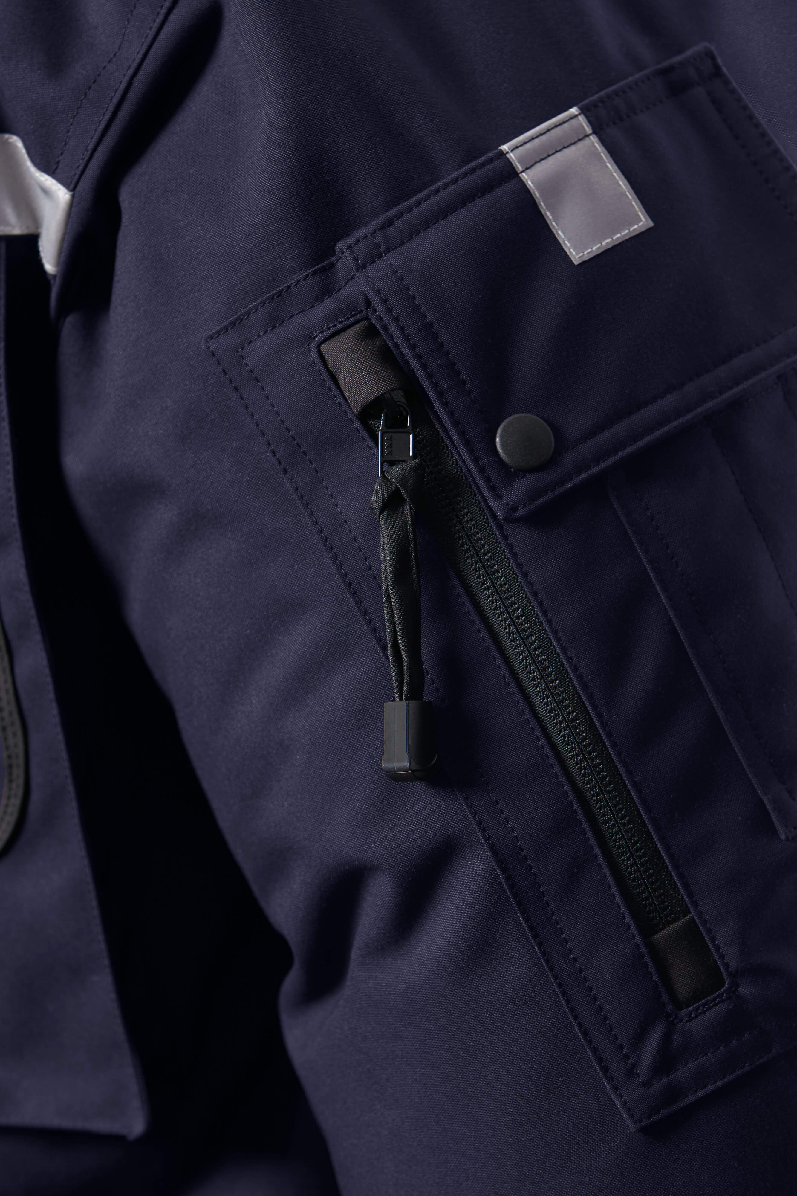 VOSTOK FUR | Hooded Down Expedition Jacket - Image 31