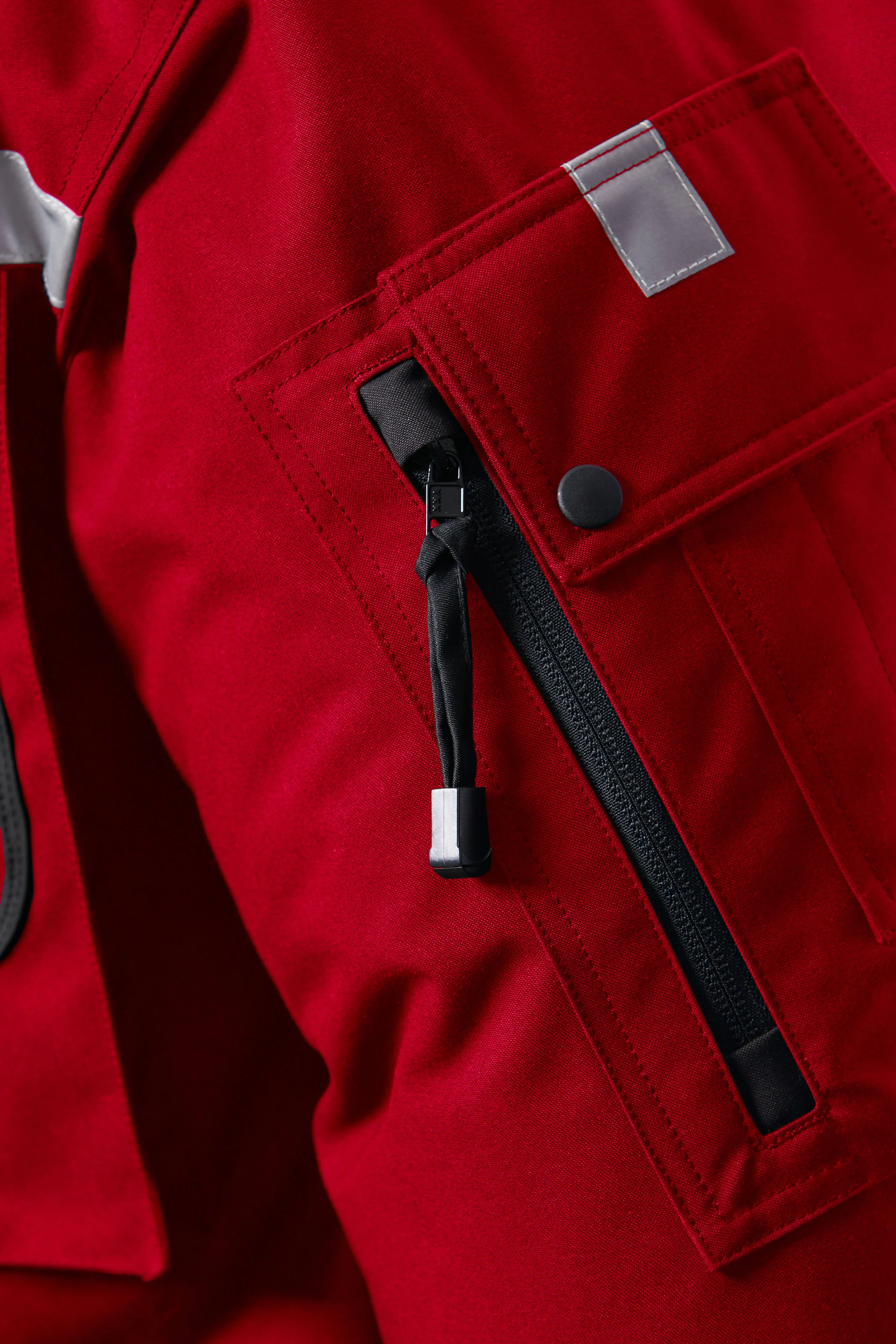 VOSTOK FUR | Hooded Down Expedition Jacket - Image 7